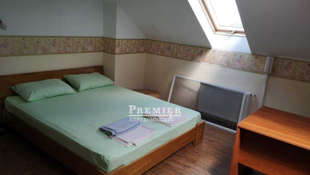 Продам двоповерховий будинок в Фонтанцs