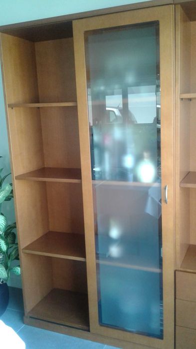 Móvel (dupla coluna) de sala em cerejeira