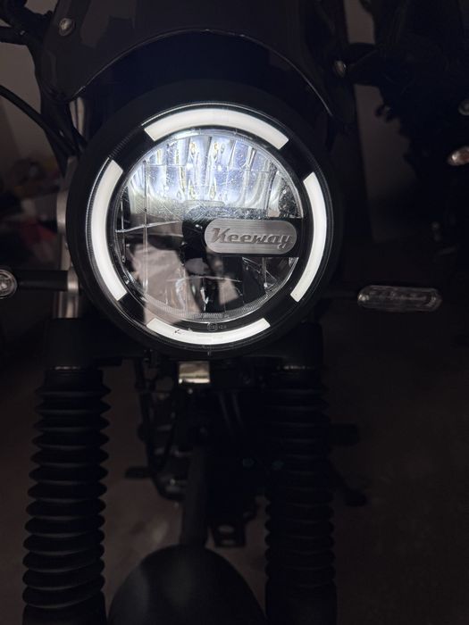 Keeway  X-Light  - 125 - Como nova- Baixo preço