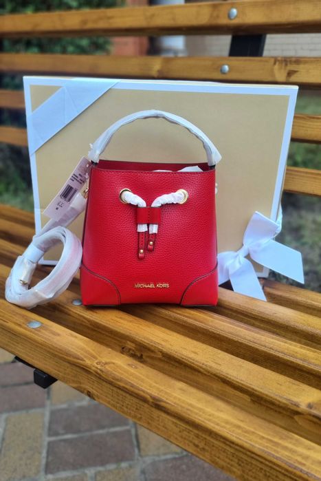 Сумки Michael Kors Mercer Small  Bucket та Jaycee Extra-Small Backpack