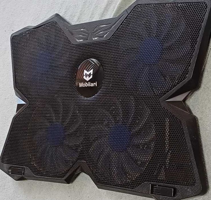 Podstawka chłodząca Mobilari ( Niebieska )