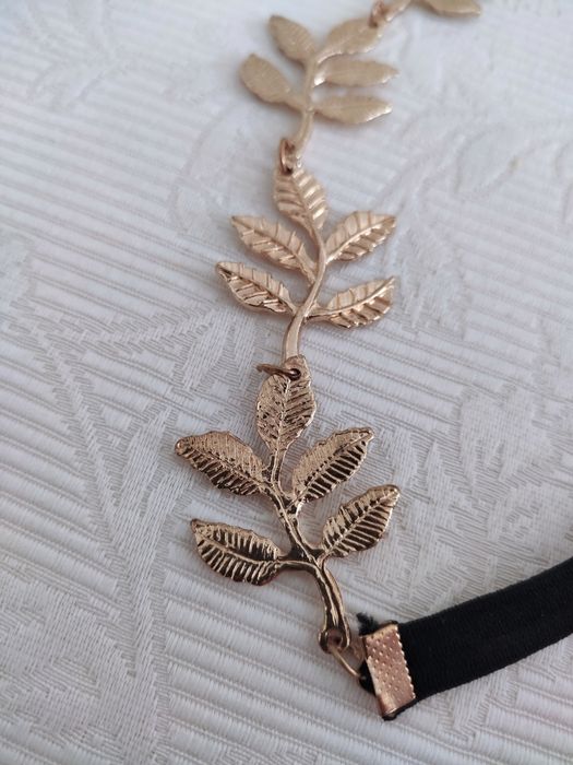 Efektowna Opaska na włosy