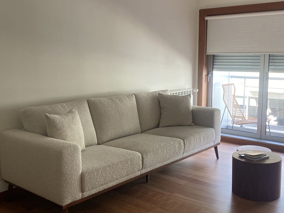 Sofa de 3 lugares; chaise longue