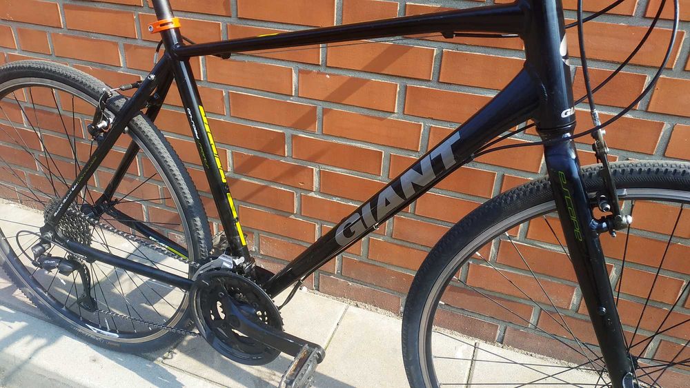 Rower Giant Escape 2  / 28' rama L /  Altus 9rz. miejski, fitness,