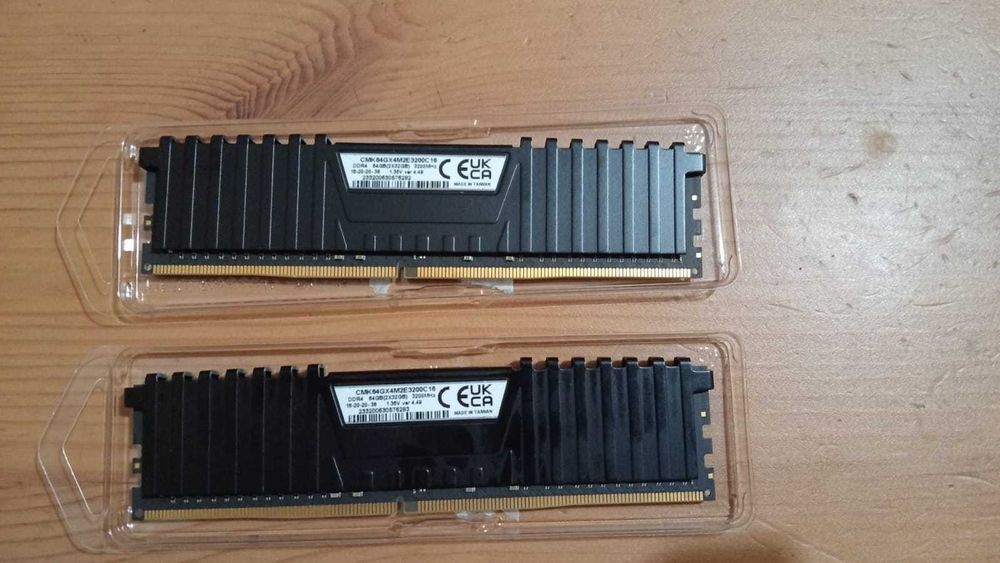 64GB RAM Corsair Vengeance LPX DDR4 3200MHz CL16 (2x32GB)