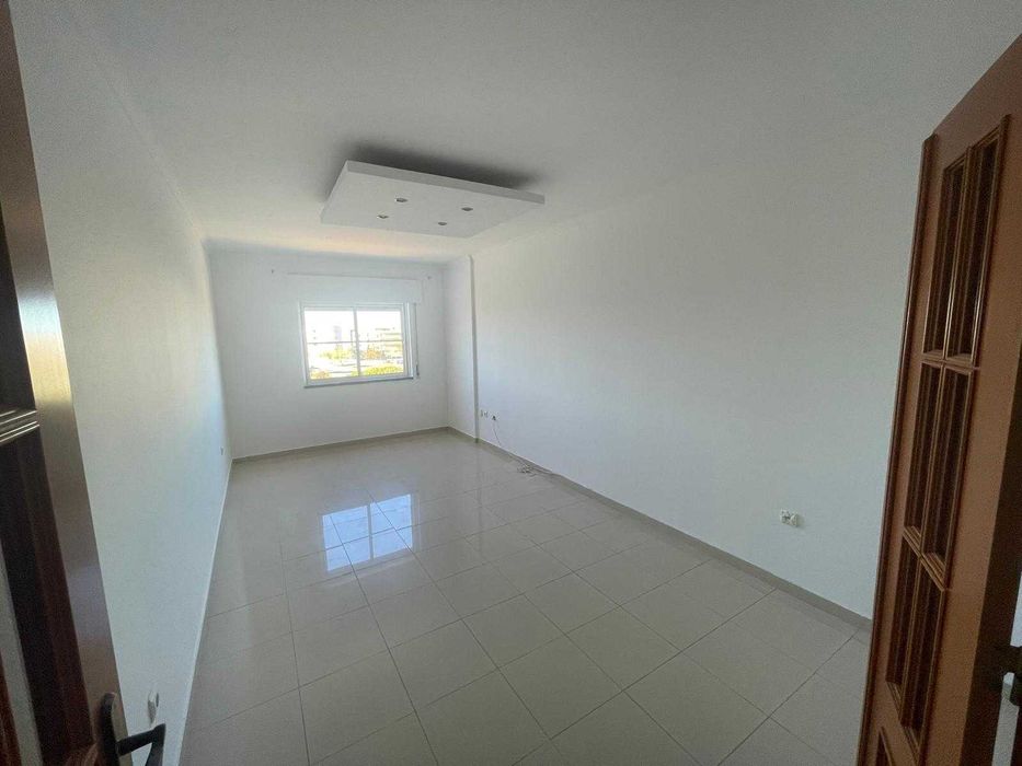 Casa Paio Pires arrendar