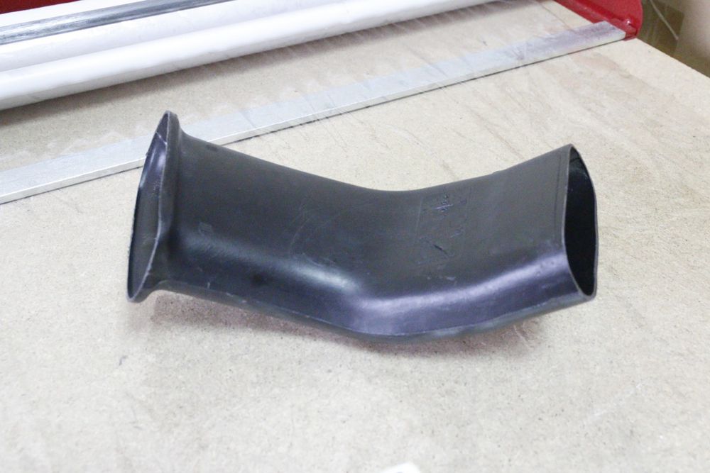 7448 Dolot wlot powietrza do filtra Lewa Honda Goldwing Gl1800