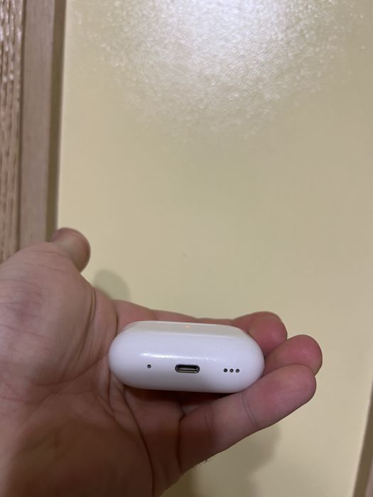 AirPods Pro 2 (Lightning)
