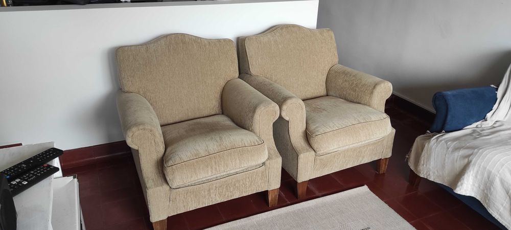 Sofás e Cadeirões