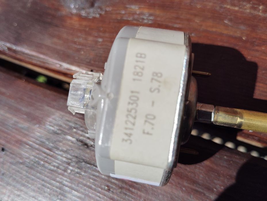 Termostat do bojlera -podgrzewacza 85