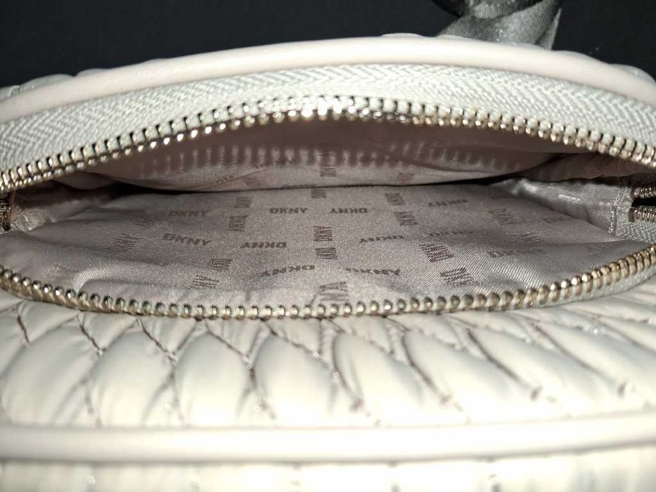 Torba DKNY Gigi Crossbody Bag
