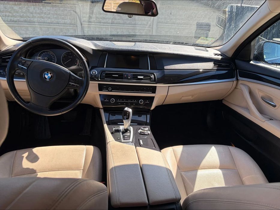 BMW Seria 5 BMW 518D F10. Sedan. Delikatnie uszkodzony.