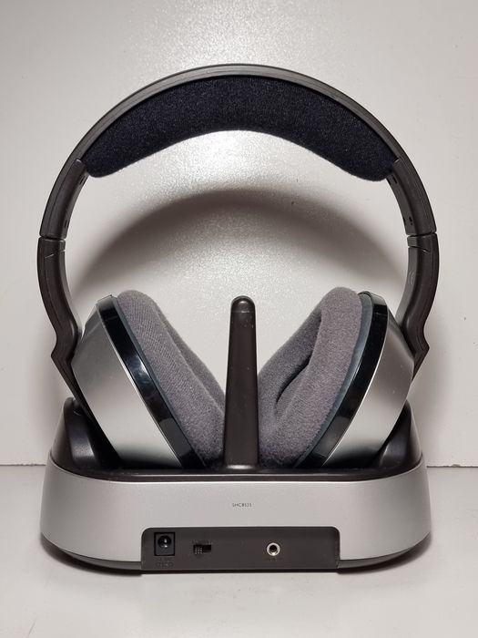 Наушники беспроводные Philips SHC8525/05