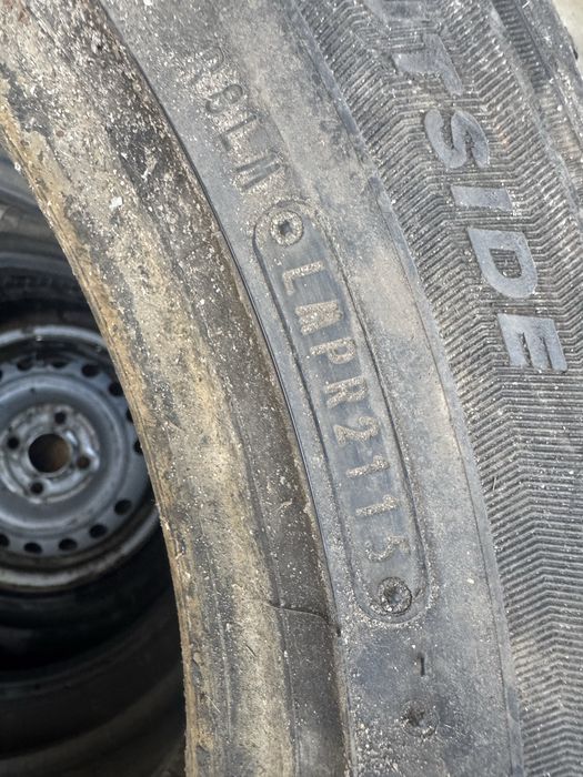 215/55R17 Falken