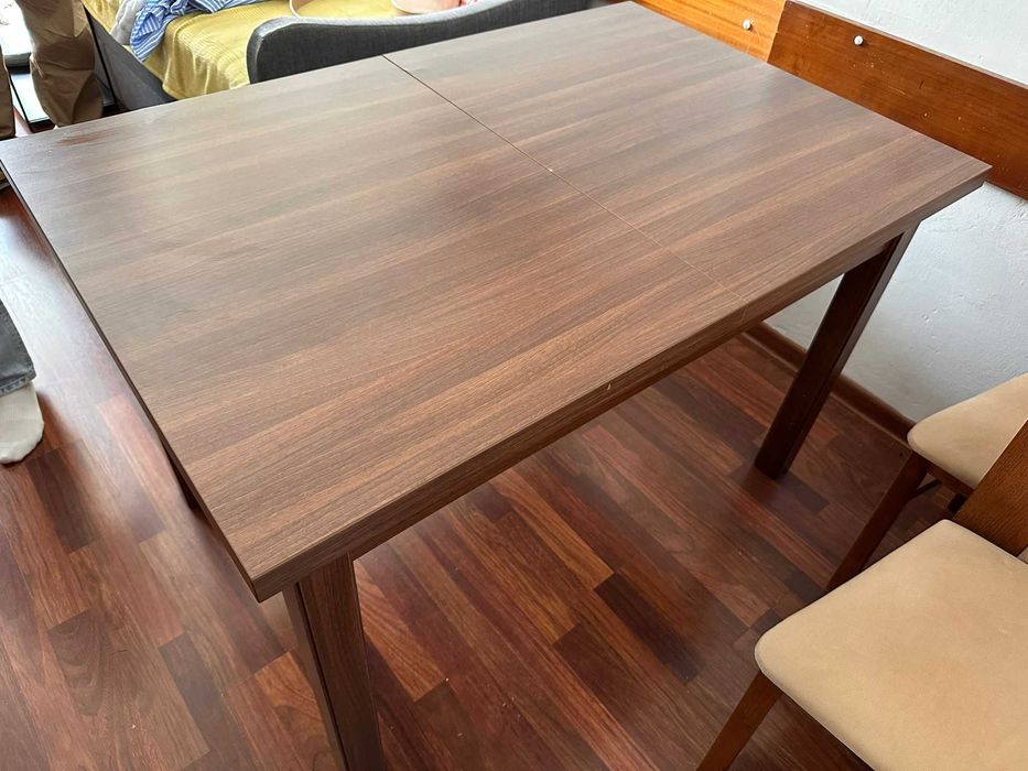 Stół rozsuwany solidny