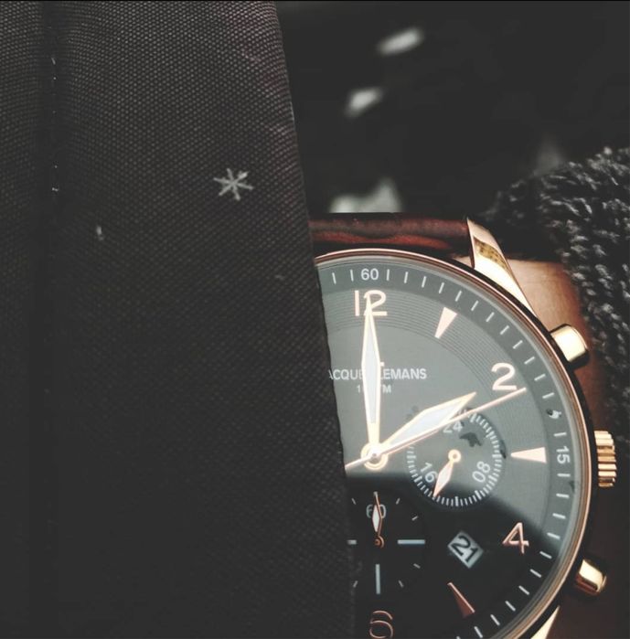Годинник Jacques Lemans