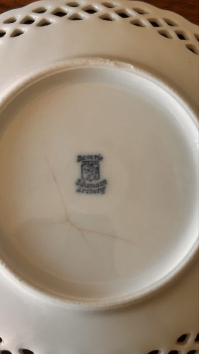 Aneleira em porcelana com elementos a ouro, 1950