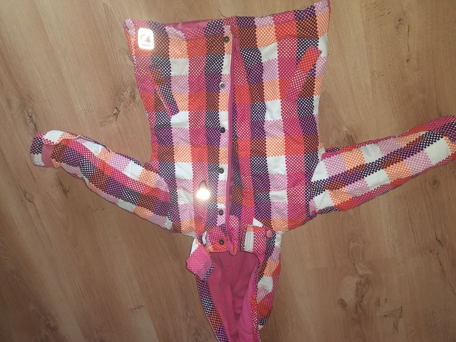 Kurtka dziewczynka