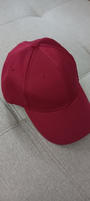 Bejsbolówka  / Czapka z Daszkiem  / Kaszkietówka / Bordo