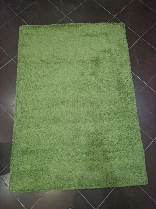 Vendo Tapetes e carpetes  usados