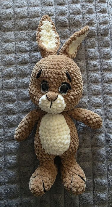 Maskotka królik zając