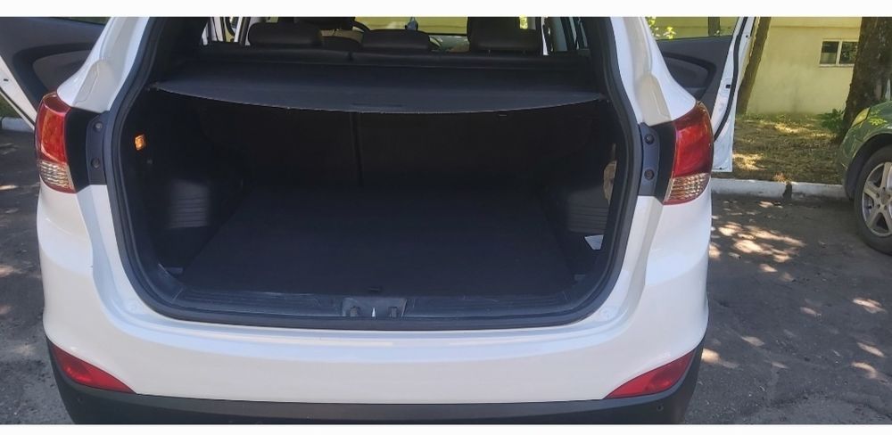 Продаю сімейне авто Hyundai ix35