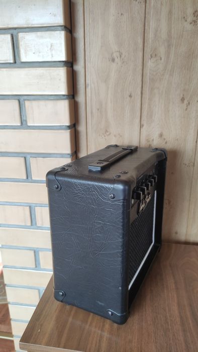 Комбопідсилювач  Harley Benton-10G