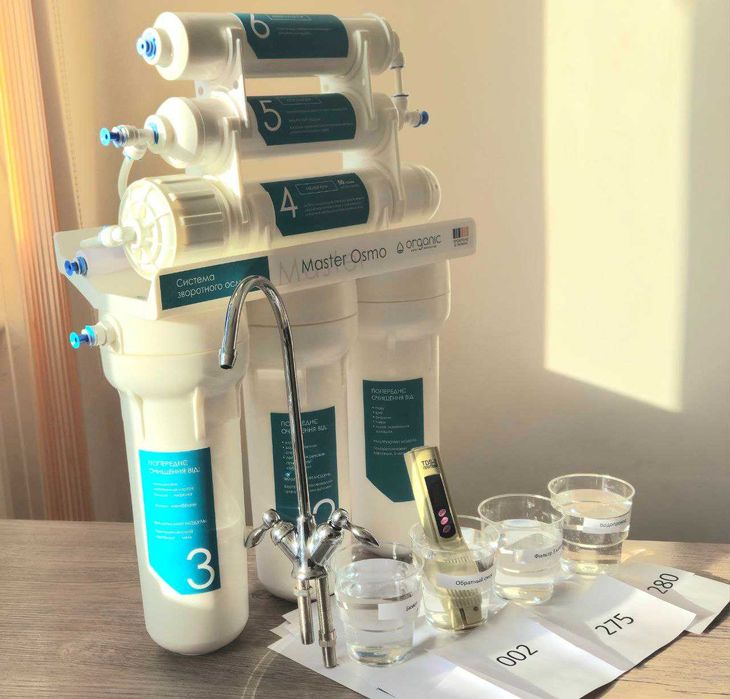 Встановлення фільтра для води з  обратним осмосом в Одесі