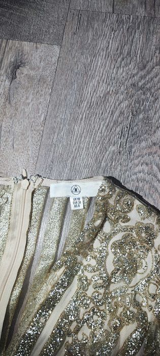 Блискуче плаття для вечірнього виходу