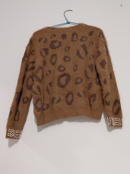 Sweterek brązowy