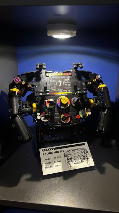 Volante F1. Lego. Trabalhoso e lindissimo. Funciona com telemóvel para