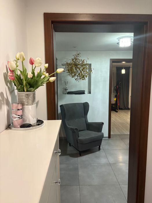 Dom pod lasem, nad stawem, bez sąsiedztwa