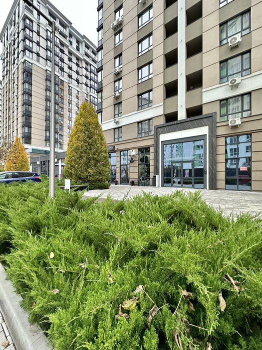 Двокімнатна з дизайнерським ремонтом в Ірпені, біля парку.