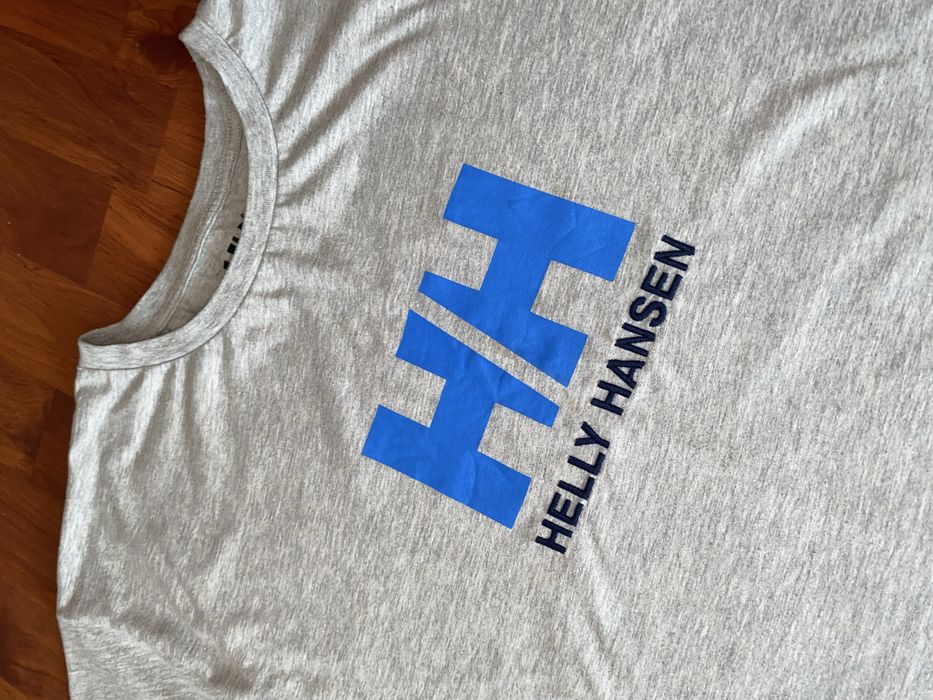 Продам футболку Helly Hansen