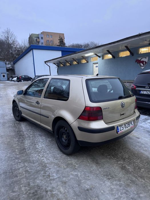 Golf 1.4 benzyna klima