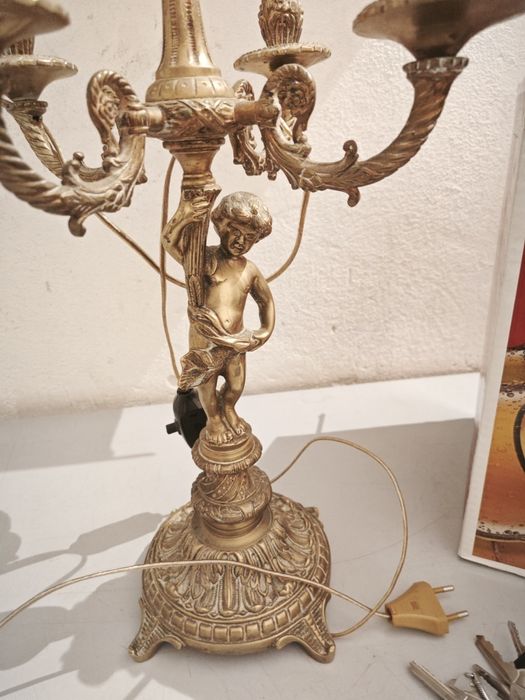 Candeeiro de mesa antigo