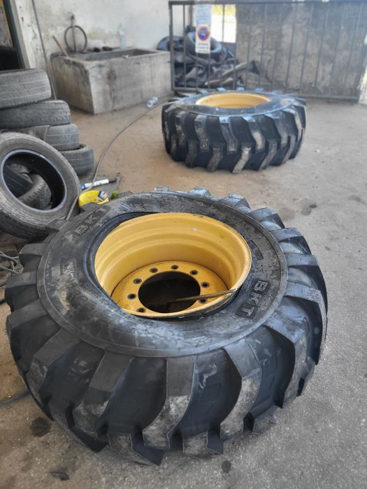 Retroescavadora Caterpillar 432 E NACIONAL