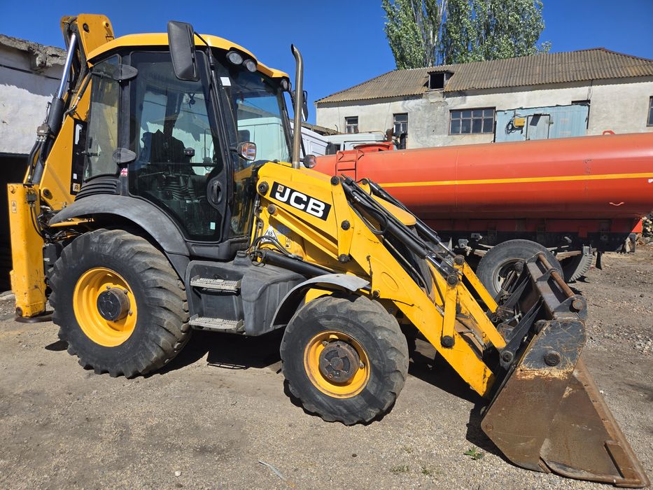 Экскаватор JSB 3 cx