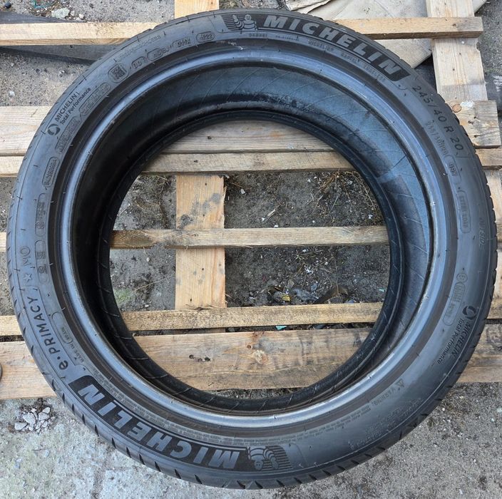 Opony letnie Michelin E-Primacy 245/40R20 99Y DOT1222 Jak nowe