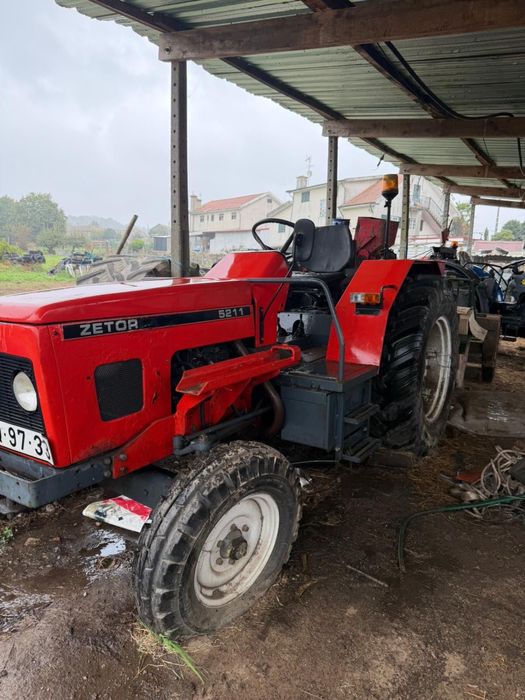 Trator Zetor tudo funcional