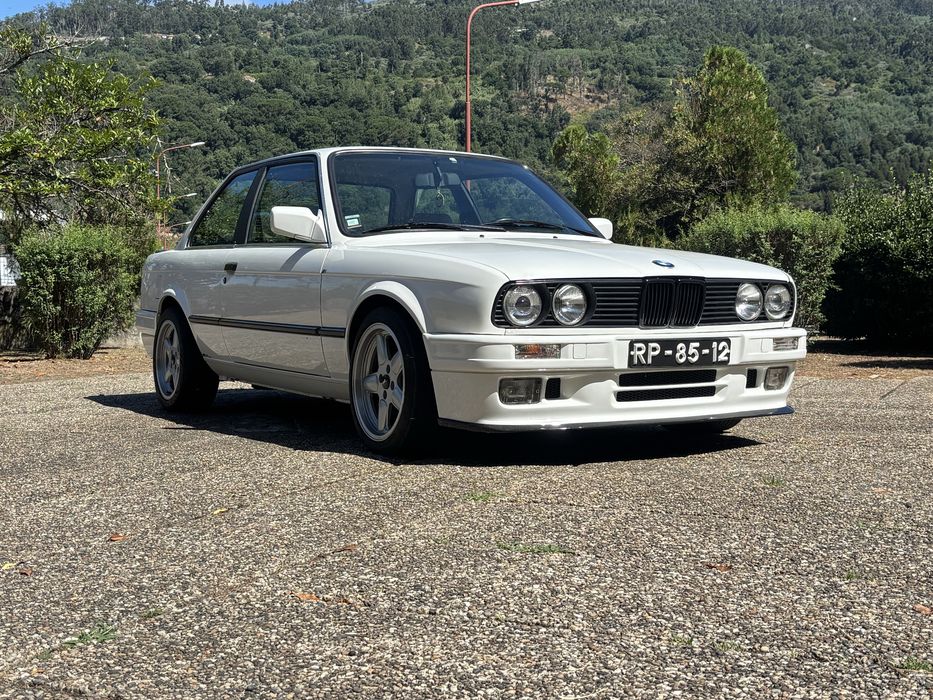 Bmw e30 coupe classico