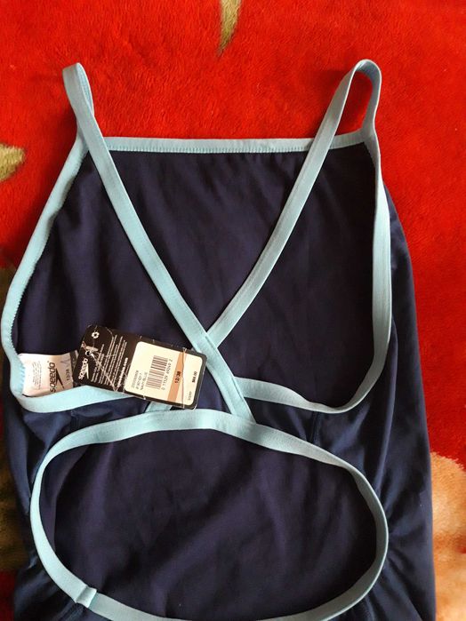 Суцільний купальник Speedo
