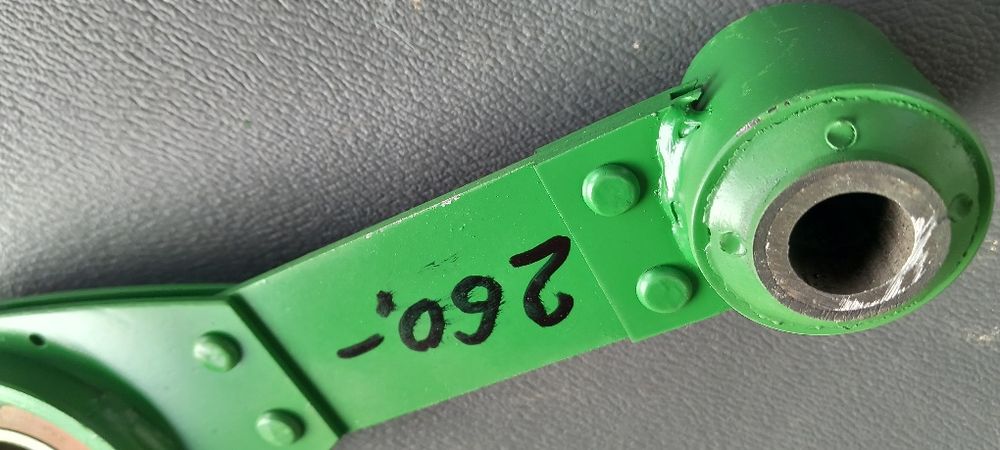 Łącznik podsiewacza Volvo 830 i Volvo 1130