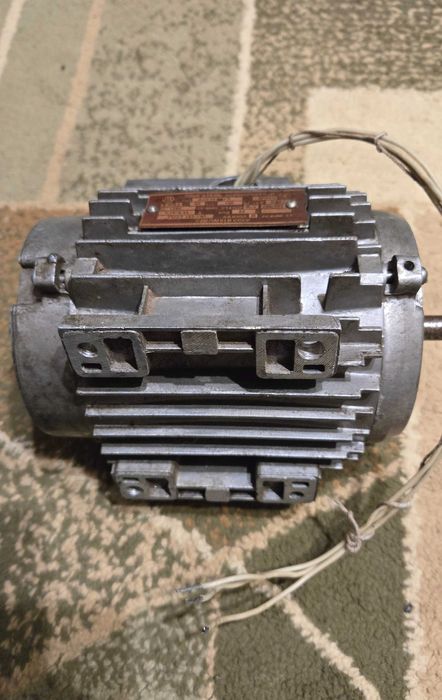 Электродвигатель