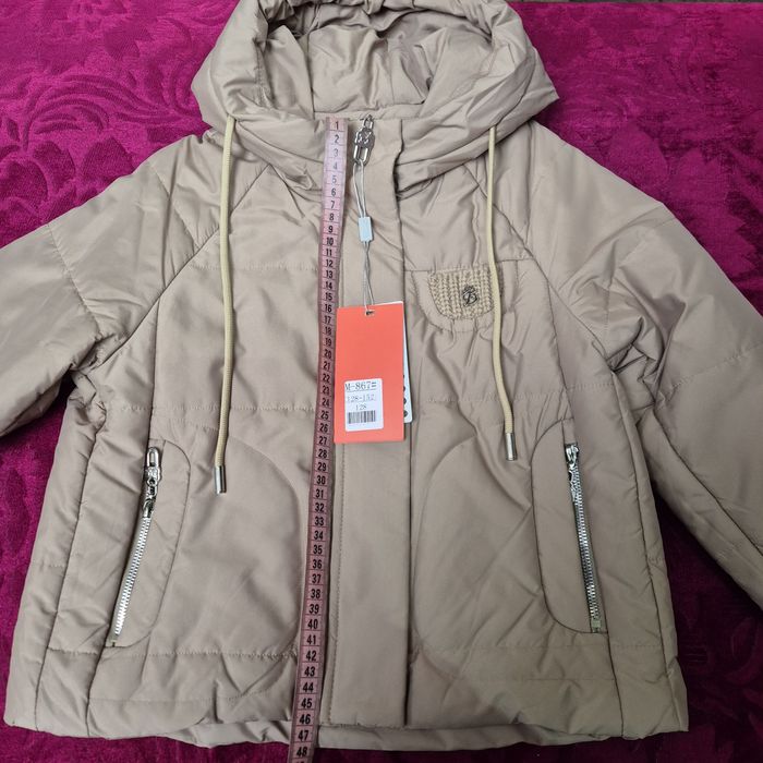 Куртка весна, осінь.