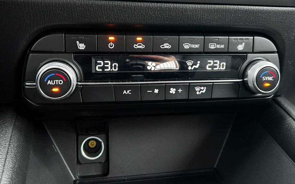 Mazda CX-5 2023 року