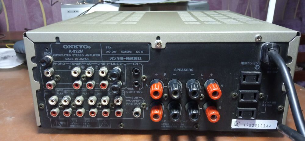 ТОП- усилитель ONKYO A-922M. Коллекционное состояние. Куплен в