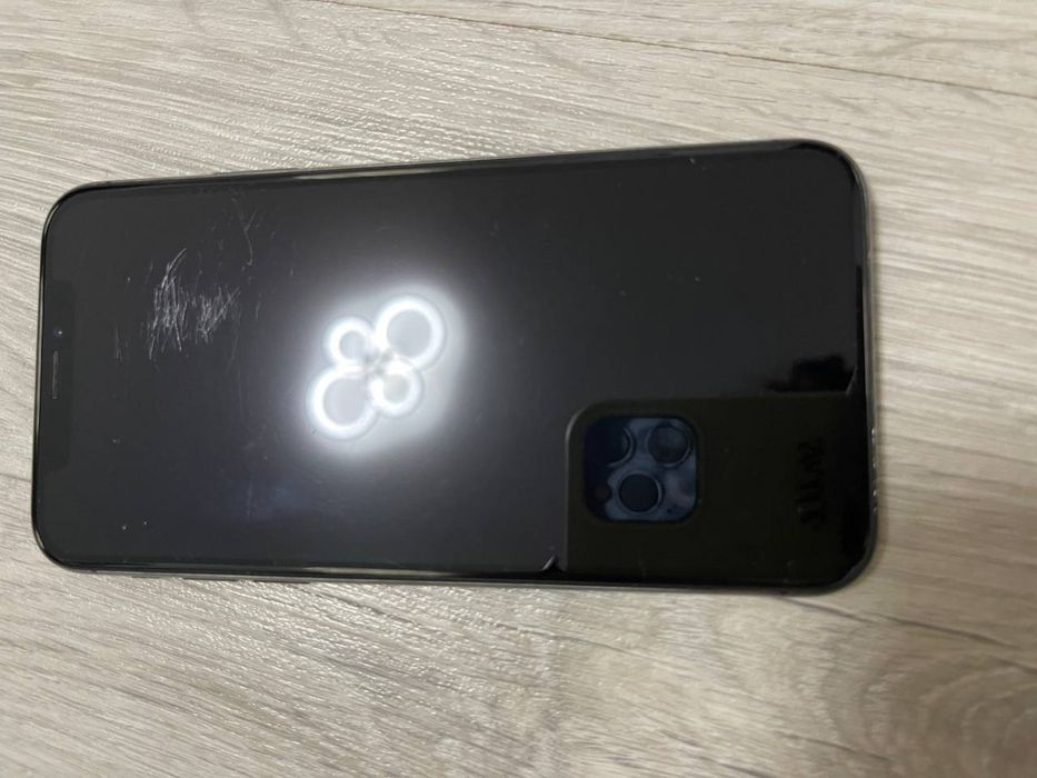 продам iphone xs