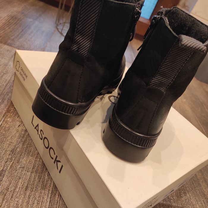 Trzewiki botki wiązane Lasocki