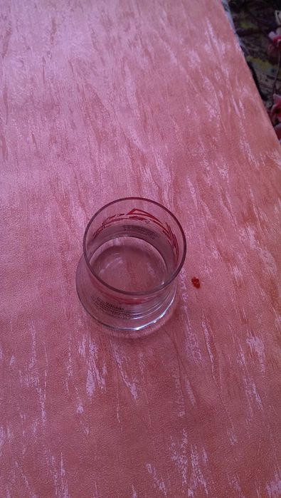 Мини вазочка - стакан, из плотного стекла